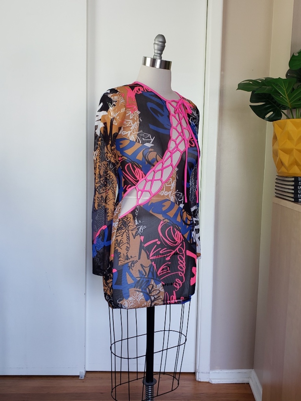 Flattering Bodycon Dress Size M/L!